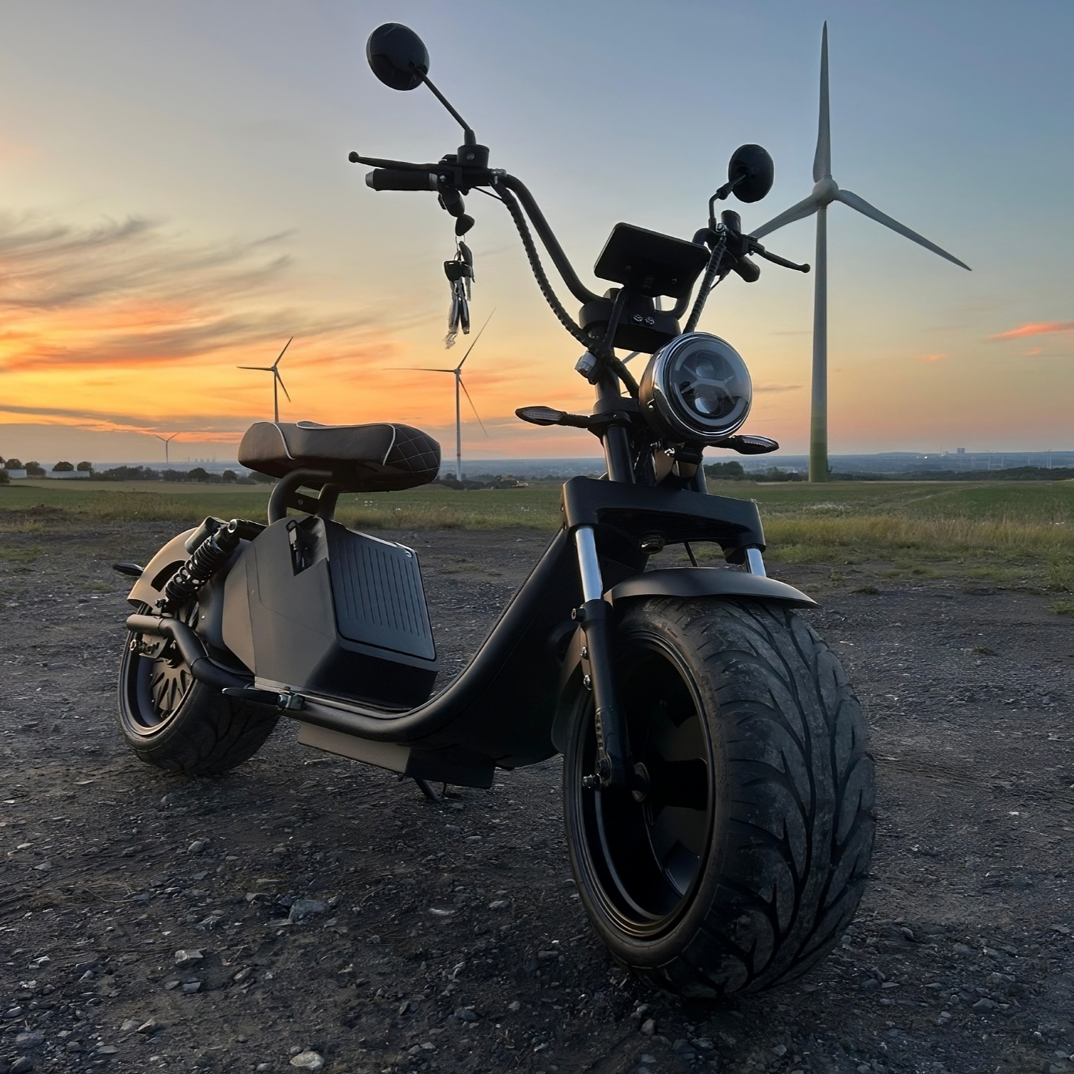 Star-Biker Cruiser 3.0s Fatboy E-Chopper Deutschland – Elektrochopper 25 km/h führerscheinfrei oder 45 km/h Kleinkraftrad, starker Akku & LED-Scheinwerfer.