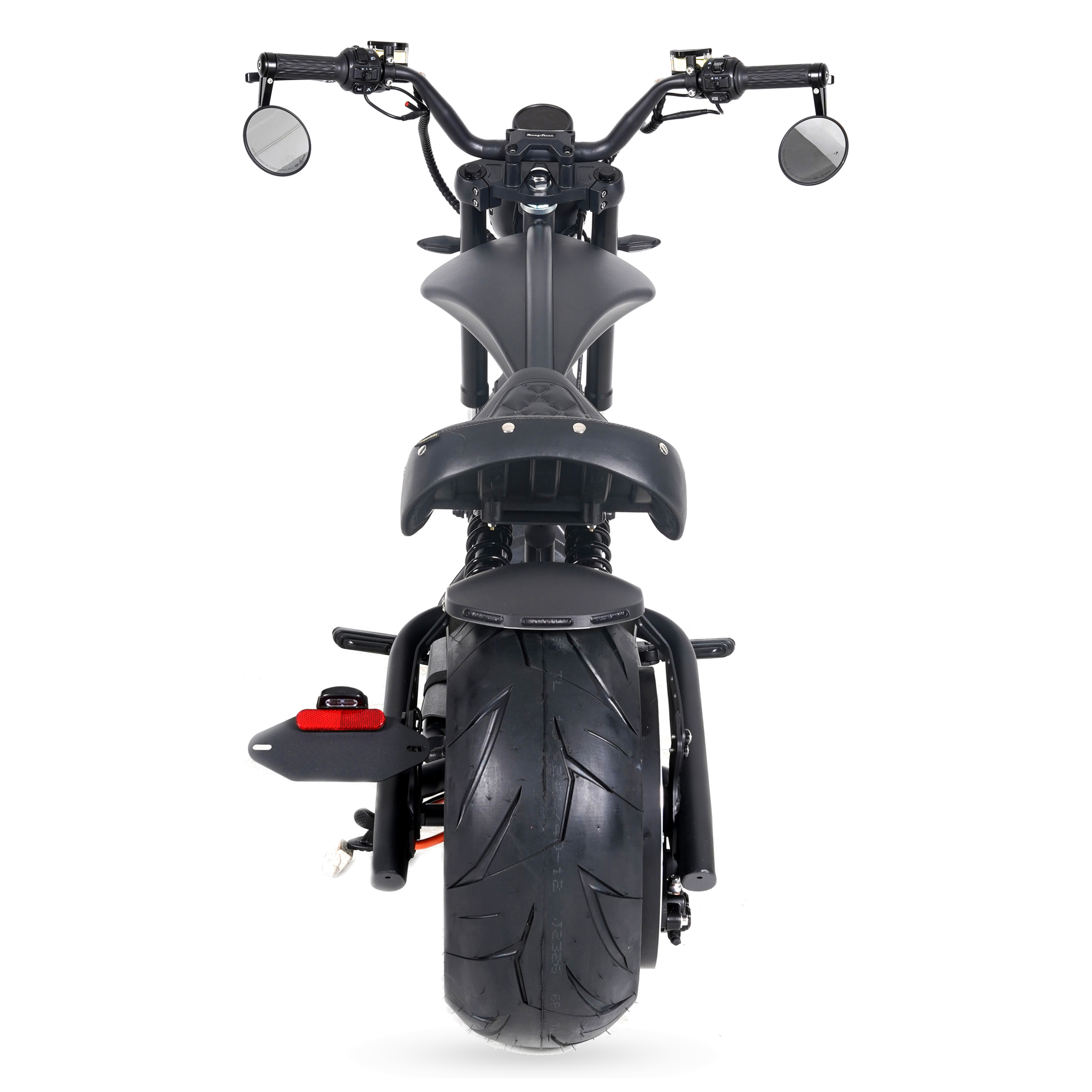 Star-Biker Chopper M1P Custom in Shadow Black, direkt von hinten mit breitem Hinterreifen